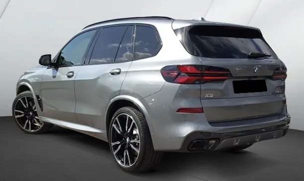 BMW X5 M60i xDrive =NEW= Carbon/Exclusive/Pano Гаранция Image 3