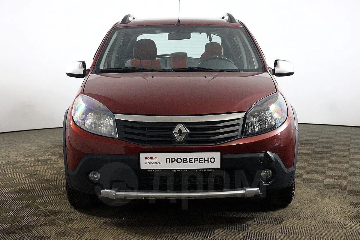 Renault Sandero 1.6 AT Image 2